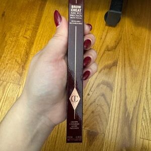 Charlotte Tilbury Eyebrow Pencil in medium brown